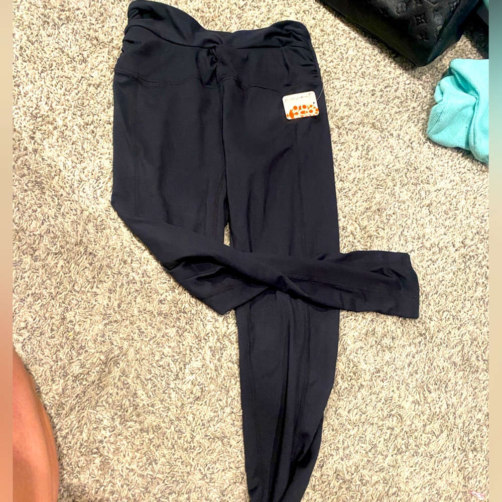 NWT free people movement Breathe Deeper leggings